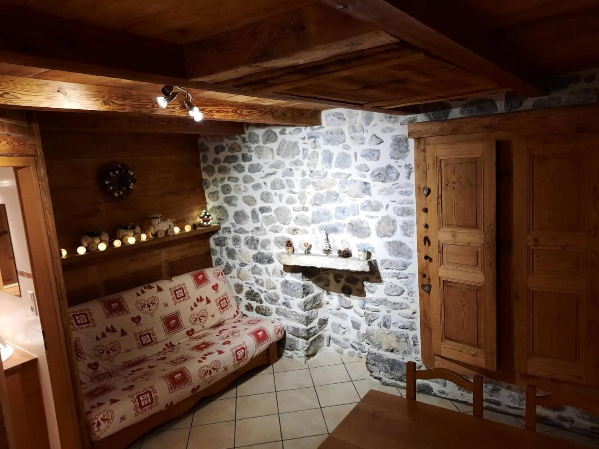 Le Petit Caboin Casa de hóspedes Seytroux Exterior foto